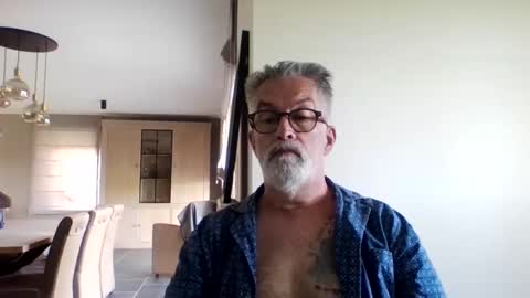 Snapshot of grybear60 chatting on 05-23-26, 07:13 Grybear online show from 05-23-26, 07:13