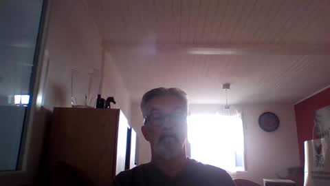 Snapshot of grybear60 chatting on 06-02-26, 05:42 Grybear online show from 06-02-26, 05:42