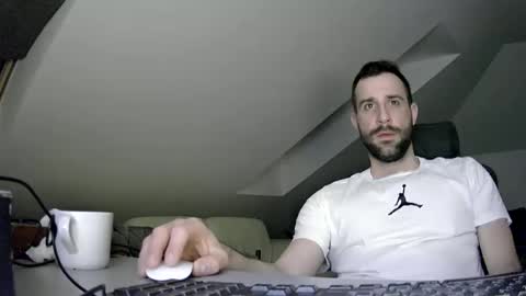 gryzoon online show from 03-09-25, 01:14