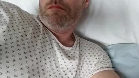 Snapshot of grzegorz34 chatting on 01-26-25, 12:33 Greg online show from 01-26-25, 12:33