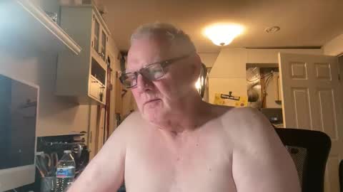 Horny Daddy online show from 10-22-25, 04:18