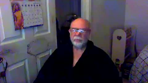 Snapshot of gtnolder60 chatting on 01-05-25, 12:31 Gary online show from 01-05-25, 12:31