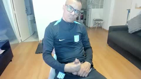 guachin_new online show from 04-22-26, 08:21