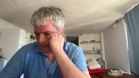 guardiannif_ online show from 02-20-26, 07:54