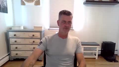 Snapshot of gudguy2025 chatting on 05-10-26, 02:44 gudguy2025 online show from 05-10-26, 02:44