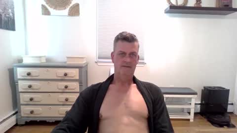 Snapshot of gudguy2025 chatting on 05-17-26, 11:50 gudguy2025 online show from 05-17-26, 11:50