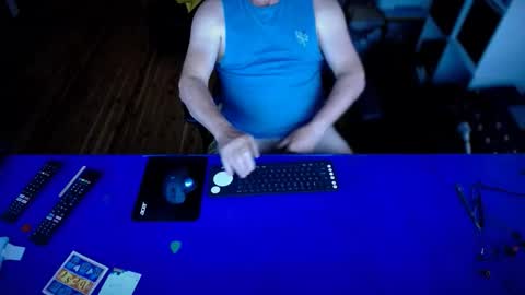 guesswhatigot2 online show from 02-10-26, 07:01