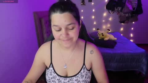 Hello Im Julieta Im 25 years old welcome to my room have fun and be happy. online show from 12-29-24, 03:22