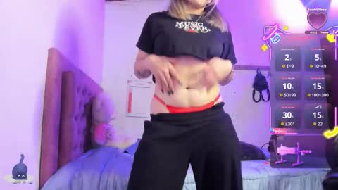 Hello Im Julieta Im 25 years old welcome to my room have fun and be happy. online show from 10-13-25, 12:54