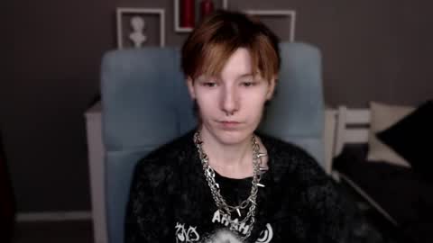 guitarandangell online show from 03-08-26, 02:04