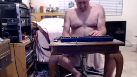 Mario online show from 03-09-25, 10:19