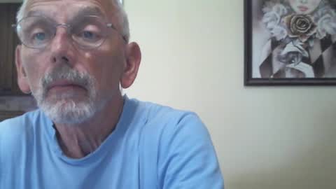 Snapshot of gulfcoast1952 chatting on 03-03-25, 05:29 Roy online show from 03-03-25, 05:29