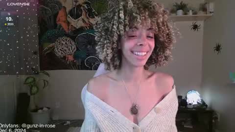 Kylie online show from 12-06-24, 05:11