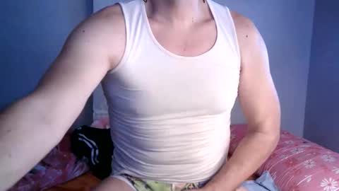 gusanito_enano online show from 10-01-25, 03:07