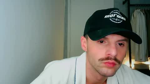 gustavocardosocrc online show from 05-21-26, 03:24