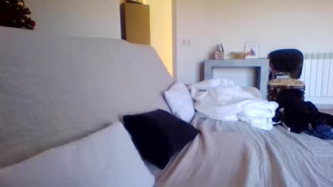 Flo online show from 11-28-25, 09:56