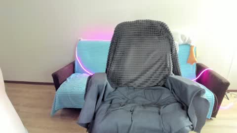 guy_liam1 online show from 12-25-24, 03:38