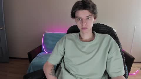 guy_liam1 online show from 12-27-24, 12:34