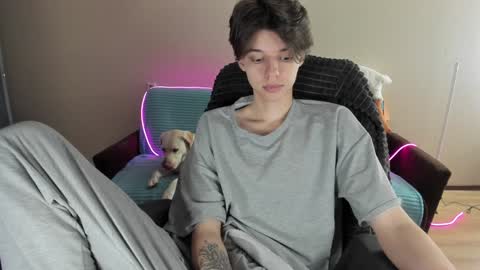 guy_liam1 online show from 12-28-24, 07:44