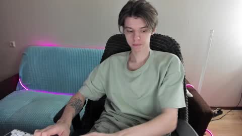 guy_liam1 online show from 02-12-25, 02:43