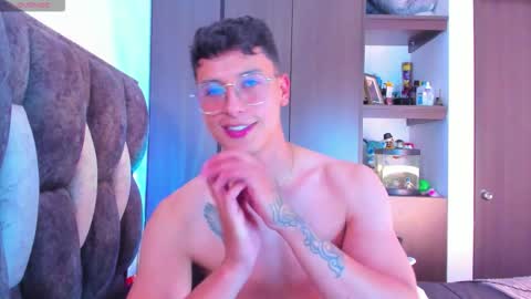 Gabriel online show from 09-25-25, 01:42