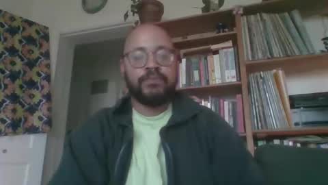 guy_wood15 online show from 10-30-25, 09:11