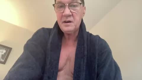 Snapshot of gwashere4u chatting on 12-01-24, 05:35 gwashere4u online show from 12-01-24, 05:35