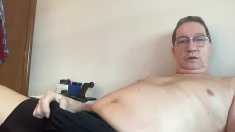 Snapshot of gwashere4u chatting on 02-23-25, 01:21 gwashere4u online show from 02-23-25, 01:21