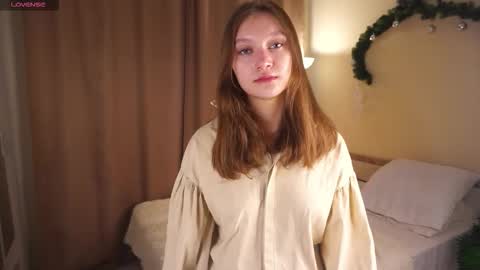 Molly online show from 12-22-25, 06:32