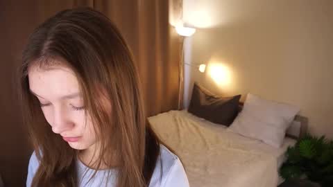 Molly online show from 02-25-26, 05:17