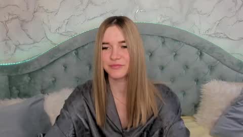 Snapshot of gwensmitt chatting on 06-02-26, 10:34 gwensmitt online show from 06-02-26, 10:34
