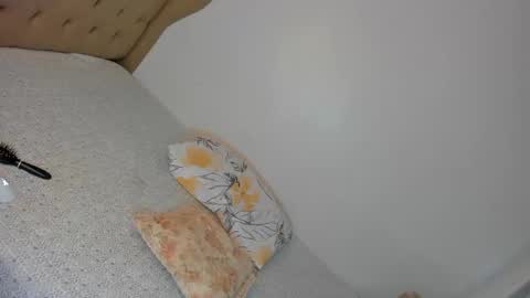 Snapshot of gwynmylove chatting on 01-26-25, 08:57 Gwyn online show from 01-26-25, 08:57