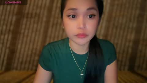 Gwyn online show from 04-12-26, 03:06