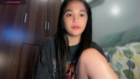 Gwyn online show from 05-25-26, 02:34