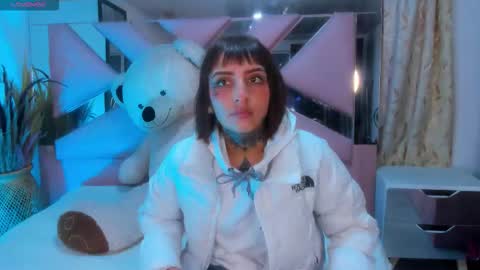 gyal_8_ online show from 09-22-25, 03:19