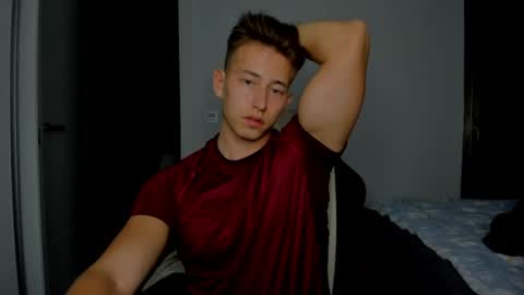 Oliver online show from 03-25-26, 12:27