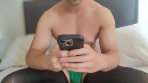 Kinky Gym Guy online show from 05-27-26, 11:18