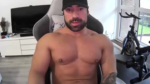 Snapshot of gymking999 chatting on 02-11-25, 01:51 gymking999 online show from 02-11-25, 01:51