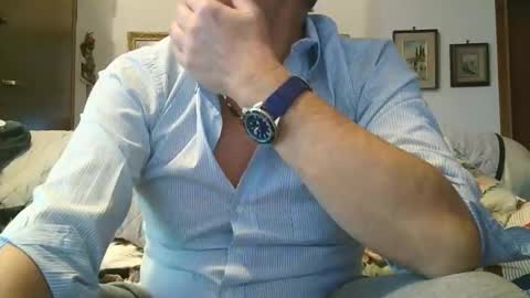 Snapshot of gyrdy chatting on 12-22-24, 03:00 gyrdy online show from 12-22-24, 03:00