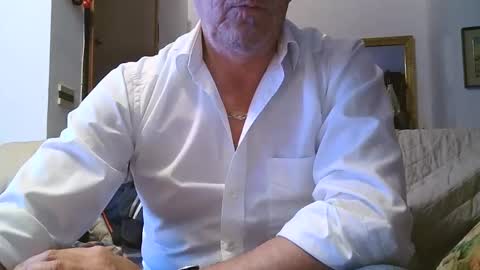 Snapshot of gyrdy chatting on 01-04-25, 05:58 gyrdy online show from 01-04-25, 05:58