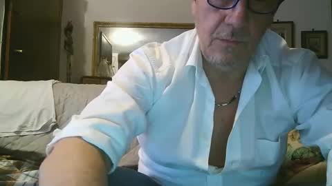 Snapshot of gyrdy chatting on 02-08-25, 04:36 gyrdy online show from 02-08-25, 04:36