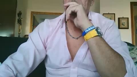 Snapshot of gyrdy chatting on 10-11-25, 02:15 gyrdy online show from 10-11-25, 02:15