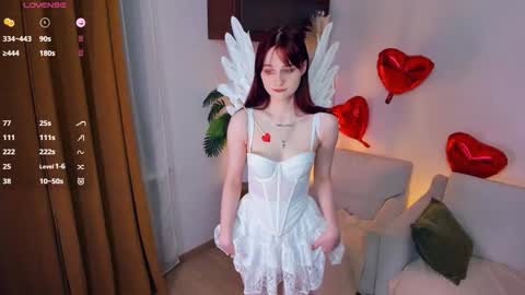 Kelly  Lilly online show from 02-13-26, 06:59