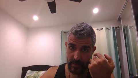 h0nest84 online show from 11-02-25, 04:26