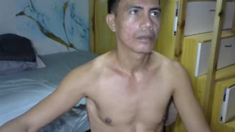 Rue online show from 03-31-26, 01:29