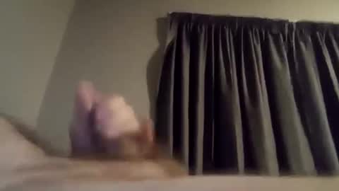 Snapshot of h_rd333 chatting on 01-16-25, 10:21 h_rd333 online show from 01-16-25, 10:21