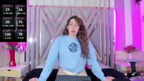 Snapshot of hada_russo chatting on 06-24-26, 04:33 hada online show from 06-24-26, 04:33