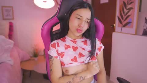 Hade online show from 10-25-25, 02:46