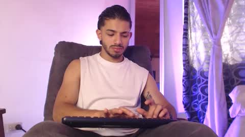 Snapshot of hadez_69 chatting on 05-11-26, 01:50 HADEZ online show from 05-11-26, 01:50