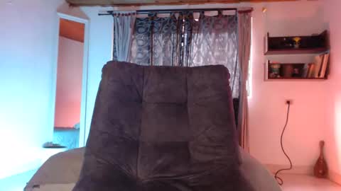 Snapshot of hadez_69 chatting on 05-25-26, 09:21 HADEZ online show from 05-25-26, 09:21